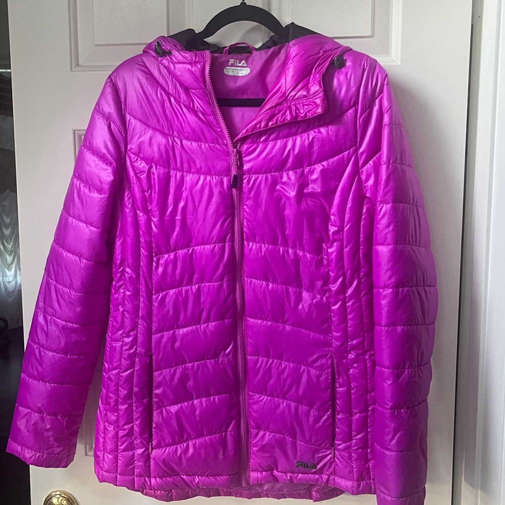 Pink Magenta Puffer Jacket Women’s Large FILA Hooded Lightweight Coat